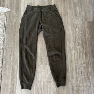 Lululemon Scuba Jogger - 4